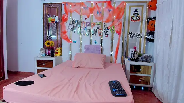 Snapshot of AnyelaGitanaMature chatting on October 2025 03:19:01 AM AnyelaGitanaMature online show from October 2025 03:19:01 AM