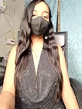 Snapshot of Parinaaz18 chatting on December 2025 01:48:01 PM Parinaaz18 online show from December 2025 01:48:01 PM