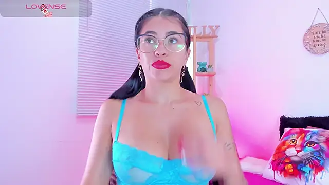 Snapshot of EmillySanders chatting on February 2025 03:38:01 PM EmillySanders online show from February 2025 03:38:01 PM