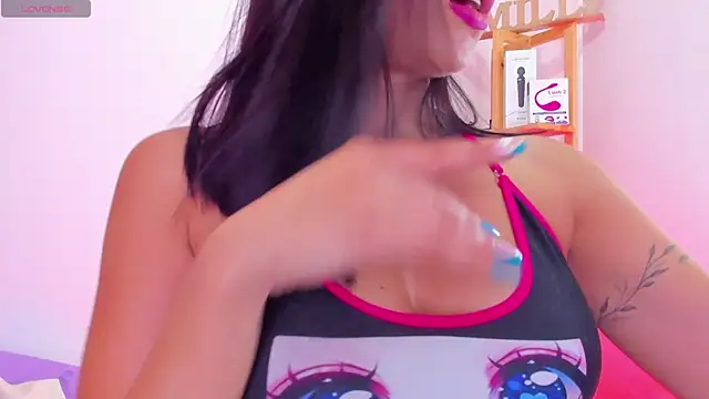 Snapshot of EmillySanders chatting on March 2025 08:38:02 PM EmillySanders online show from March 2025 08:38:02 PM