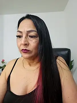 Snapshot of Gina_Myers chatting on April 2026 03:15:02 AM Gina Myers online show from April 2026 03:15:02 AM