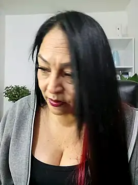 Snapshot of Gina_Myers chatting on May 2026 03:34:01 AM Gina Myers online show from May 2026 03:34:01 AM