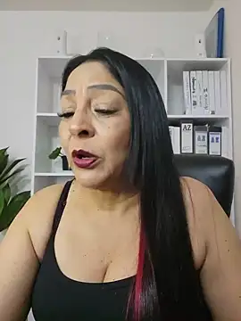 Snapshot of Gina_Myers chatting on May 2026 03:35:02 AM Gina Myers online show from May 2026 03:35:02 AM
