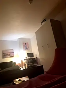 Milkasahne64 online show from November 2025 09:50:01 PM