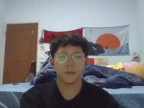 ZHIIz online show from February 2026 02:57:02 PM