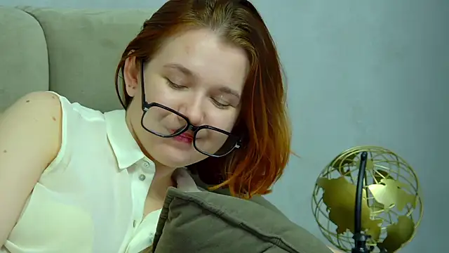 LessySmith online show from February 2026 04:35:02 AM