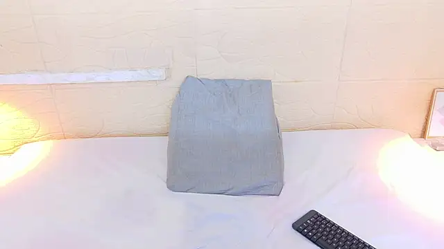 Snapshot of Shamiraa_moore chatting on March 2025 10:49:02 PM Shamiraa moore online show from March 2025 10:49:02 PM