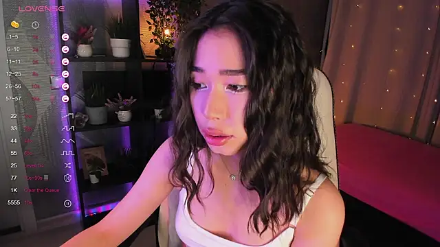 Snapshot of sensualily chatting on September 2025 03:58:02 PM sensualily online show from September 2025 03:58:02 PM