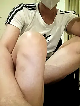 Snapshot of YunLem chatting on November 2025 01:29:02 PM YunLem online show from November 2025 01:29:02 PM