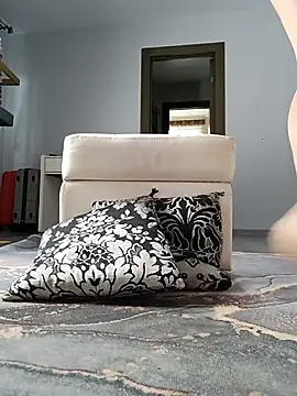 Snapshot of -RIVIERA- chatting on October 2025 07:29:01 AM -RIVIERA- online show from October 2025 07:29:01 AM