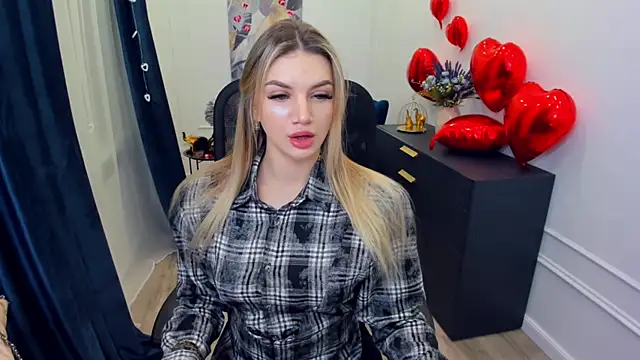 SelenaeMoore online show from February 2026 03:35:01 AM