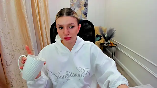 SelenaeMoore online show from July 2026 04:14:02 AM
