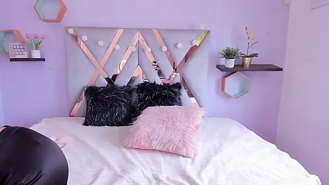 Esteff  o2 online show from January 2025 07:41:02 PM