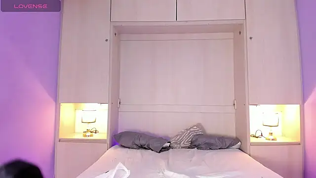 Snapshot of KendallRosse1 chatting on February 2025 03:05:02 PM KendallRosse1 online show from February 2025 03:05:02 PM