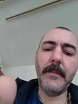Snapshot of Maryo0001 chatting on May 2026 05:56:01 AM Maryo0001 online show from May 2026 05:56:01 AM