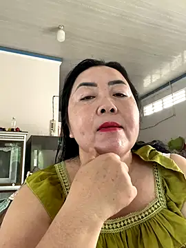 Snapshot of NDith chatting on November 2025 02:23:02 AM NDith online show from November 2025 02:23:02 AM