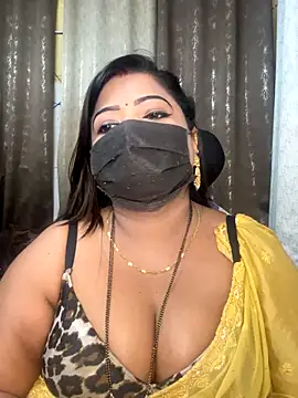 Snapshot of Oh-Monika chatting on November 2025 04:40:01 PM Oh-Monika online show from November 2025 04:40:01 PM