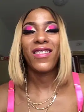 Snapshot of Kylie_Hairy_Bbc chatting on December 2024 05:34:01 AM Kylie Hairy Bbc online show from December 2024 05:34:01 AM