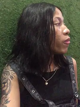 Snapshot of Kylie_Hairy_Bbc chatting on December 2024 09:50:01 PM Kylie Hairy Bbc online show from December 2024 09:50:01 PM