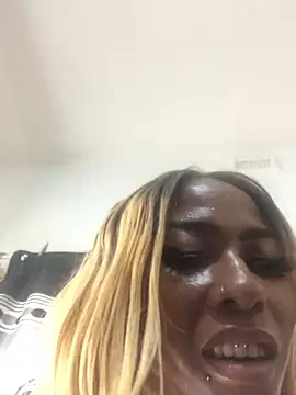 Snapshot of Kylie_Hairy_Bbc chatting on January 2025 05:11:01 AM Kylie Hairy Bbc online show from January 2025 05:11:01 AM