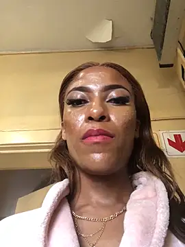 Snapshot of Kylie_Hairy_Bbc chatting on September 2025 12:38:02 PM Kylie Hairy Bbc online show from September 2025 12:38:02 PM