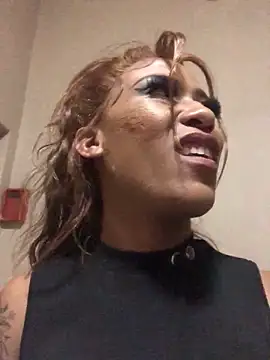 Snapshot of Kylie_Hairy_Bbc chatting on October 2025 01:30:02 AM Kylie Hairy Bbc online show from October 2025 01:30:02 AM