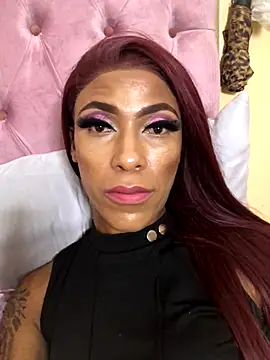 Snapshot of Kylie_Hairy_Bbc chatting on December 2025 03:15:02 AM Kylie Hairy Bbc online show from December 2025 03:15:02 AM