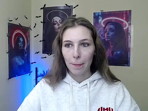 Snapshot of StrangerGi chatting on November 2025 07:07:01 AM StrangerGi online show from November 2025 07:07:01 AM