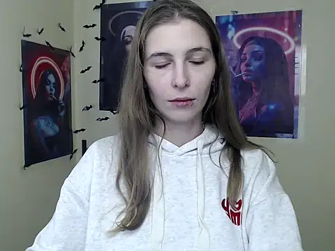 Snapshot of StrangerGi chatting on November 2025 07:11:02 AM StrangerGi online show from November 2025 07:11:02 AM