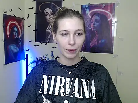 Snapshot of StrangerGi chatting on December 2025 07:03:01 AM StrangerGi online show from December 2025 07:03:01 AM