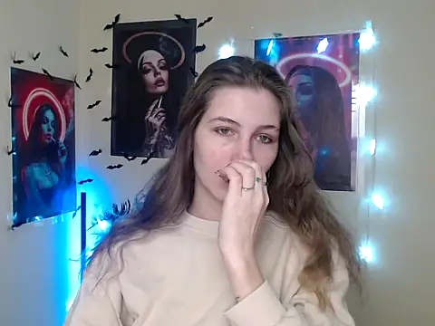 Snapshot of StrangerGi chatting on December 2025 07:04:02 AM StrangerGi online show from December 2025 07:04:02 AM