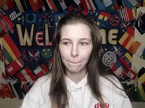 Snapshot of StrangerGi chatting on February 2026 07:04:01 AM StrangerGi online show from February 2026 07:04:01 AM