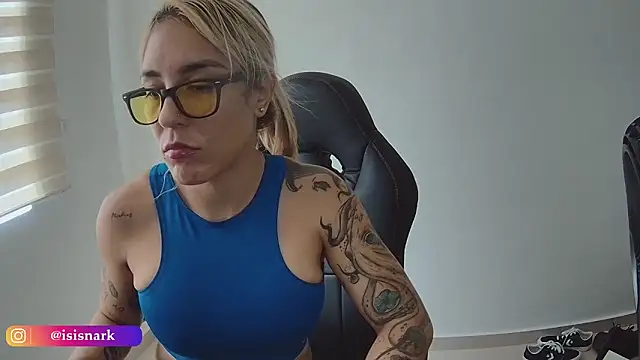 Snapshot of Isis69_ chatting on February 2026 03:29:02 PM Isis69 online show from February 2026 03:29:02 PM