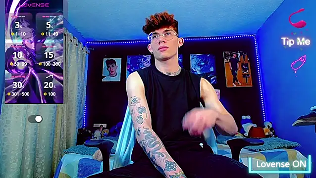 Snapshot of thiagomurphyy chatting on December 2025 01:56:02 AM thiagomurphyy online show from December 2025 01:56:02 AM