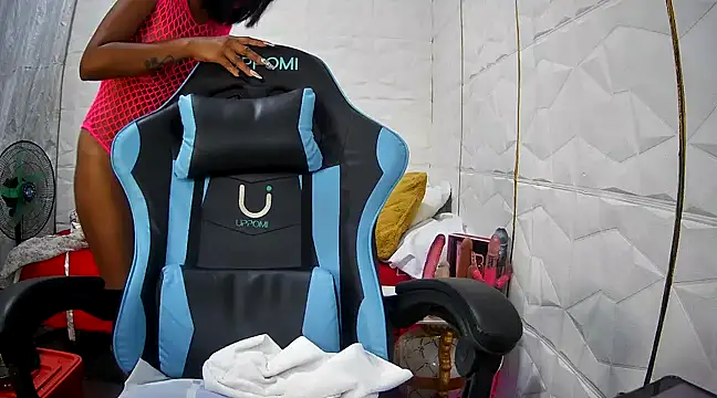 Snapshot of Mendoza_Amaranata chatting on March 2025 05:47:01 PM Mendoza Amaranata online show from March 2025 05:47:01 PM