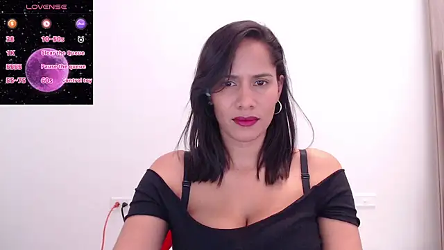 ambarsmith02 online show from January 2025 03:42:02 PM