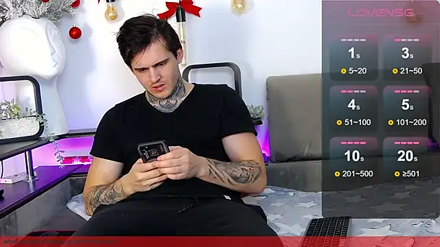 CarterCole online show from December 2024 01:49:01 PM