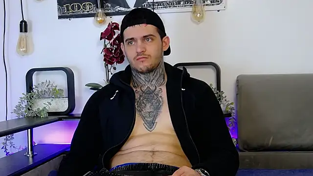 CarterCole online show from March 2025 08:04:02 AM