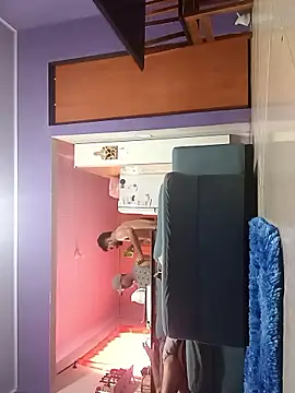 Maurob18 online show from April 2026 02:23:02 PM