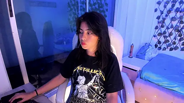 Snapshot of Vic_beckeer chatting on February 2025 04:57:02 AM Vic beckeer online show from February 2025 04:57:02 AM