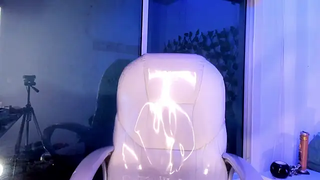 Snapshot of Vic_beckeer chatting on February 2025 05:25:01 AM Vic beckeer online show from February 2025 05:25:01 AM