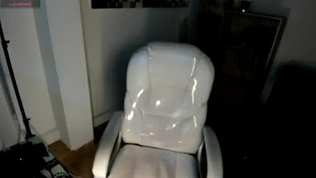 Snapshot of Vic_beckeer chatting on September 2025 02:16:02 PM Vic beckeer online show from September 2025 02:16:02 PM