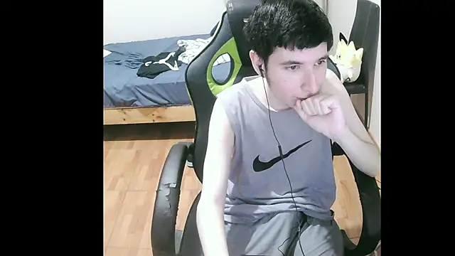 Twink martinboy online show from January 2025 06:14:02 AM