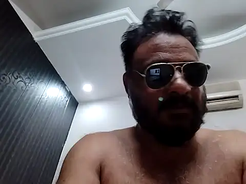 EthicalNight8 online show from December 2025 07:53:02 PM