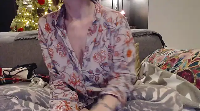 godinflower online show from December 2024 08:48:01 PM