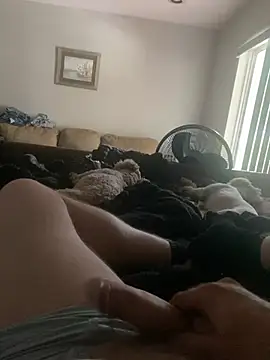 rocket8669 online show from April 2026 06:27:01 PM