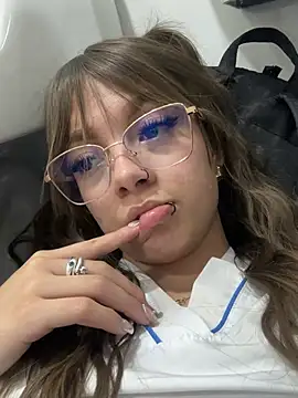 AmmyJones  online show from February 2026 05:40:02 PM