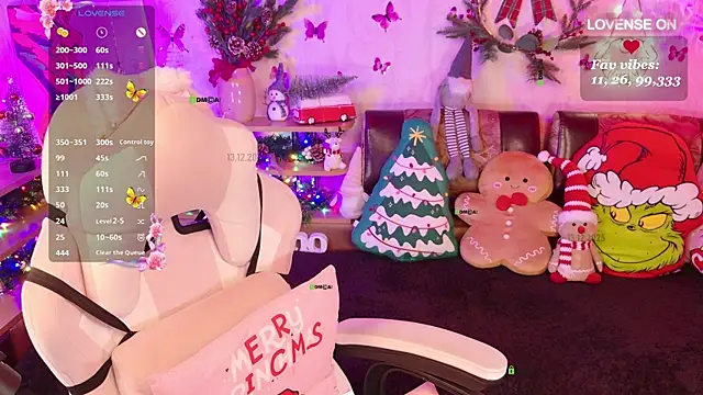 Miss SweetPeach online show from December 2025 07:53:02 PM