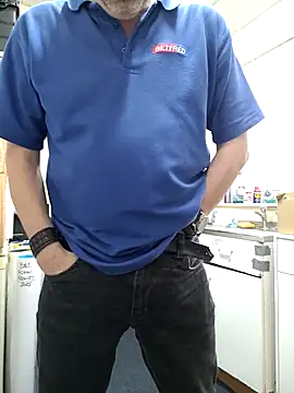 JulianJ50 online show from November 2025 08:15:01 AM