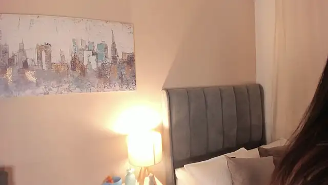 dakotaa   online show from November 2025 07:56:02 PM